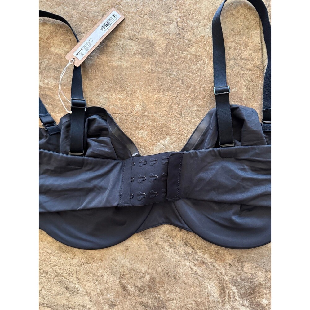 Skims Smoothing Intimates Unlined Strapless Bra Onyx Size 42C - Picture 7 of 9